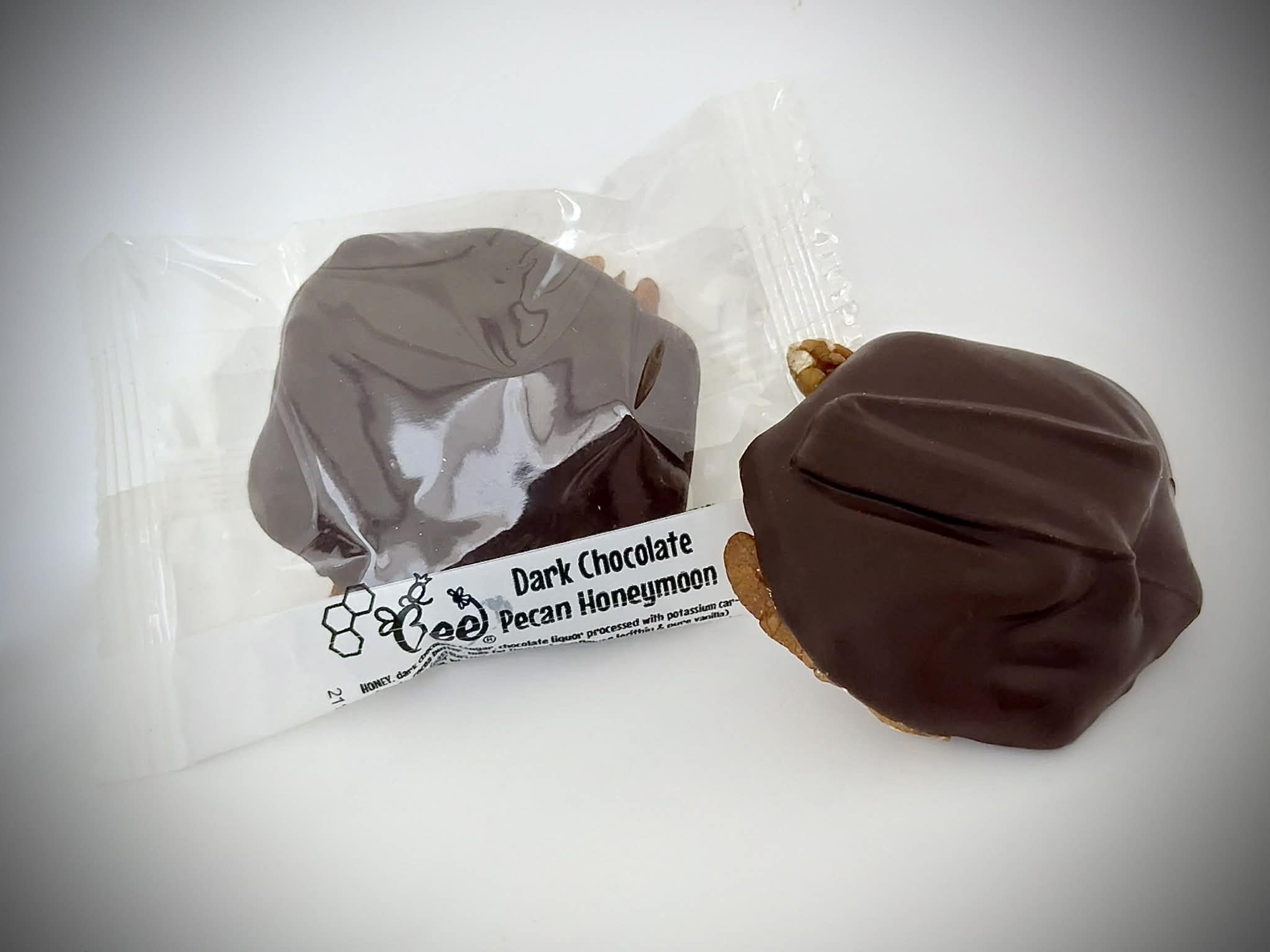QBEE Pecan Honeymoons